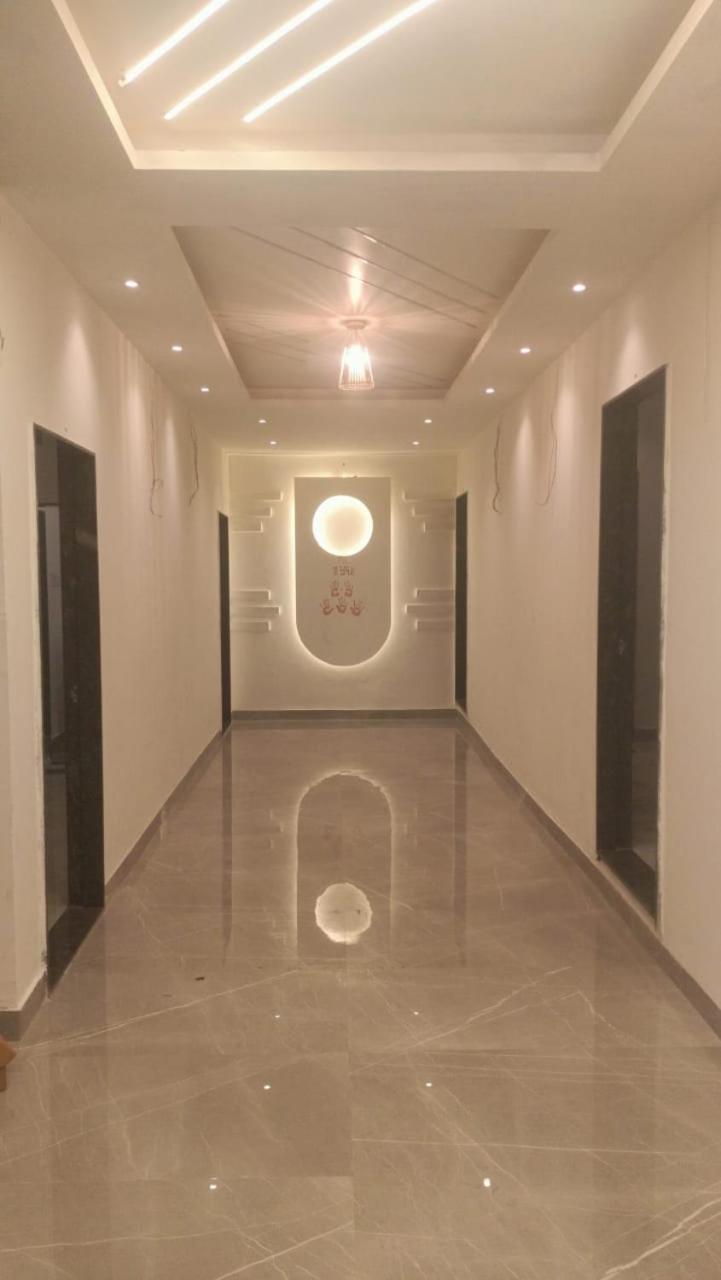 Maharaja Guest House Nashikkar Akalkot Eksteriør bilde
